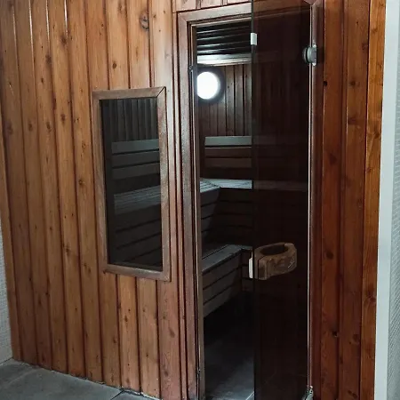 Apartment 4 Pers Avec Terrasse, Piscine Et Parking A - Fr-1-165b-35 Jausiers