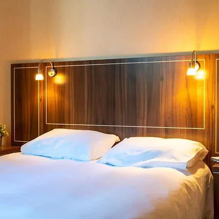 Cosy Pour 4 Personnes Avec Terrasse, Piscine Et Parking - Chateau Des Magnans, - Fr-1-165b-35 Jausiers