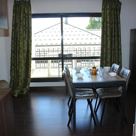 4 Pers Avec Terrasse, Piscine Et Parking A - Fr-1-165b-35 * جوسيير