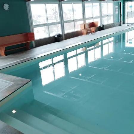 شقة 4 Pers Avec Terrasse, Piscine Et Parking A - Fr-1-165b-35 *